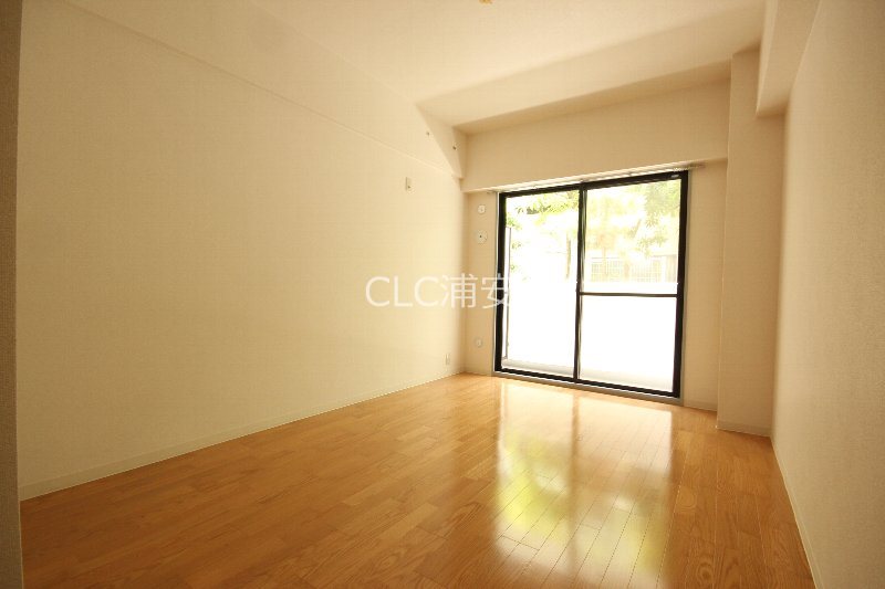 コスモプラザ行徳 ベッドルーム