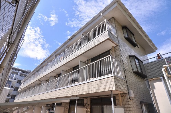 モア5 外観