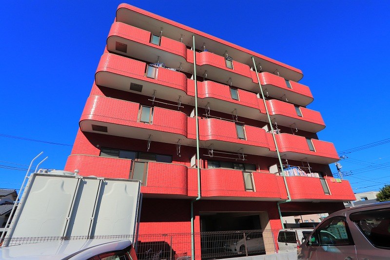 ウェルス幸 外観