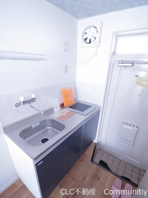 モア6 キッチン