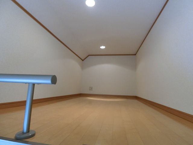 ファーストコーポラス９ ベッドルーム