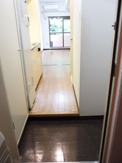 ベルビュ日吉 玄関