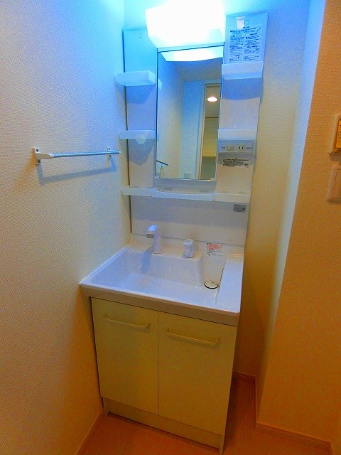 リブリ・エヌツー その他2