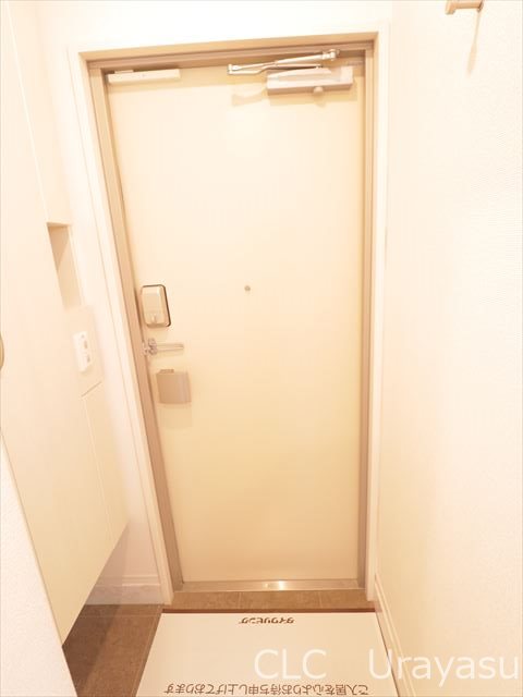 モアナ 玄関
