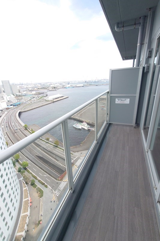 パシフィックロイヤルコートみなとみらいオーシャンタワー ベランダ