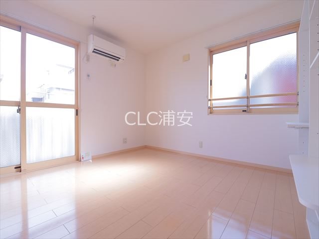 リュネットＭ ベッドルーム