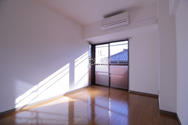 マンションサトウ ベッドルーム