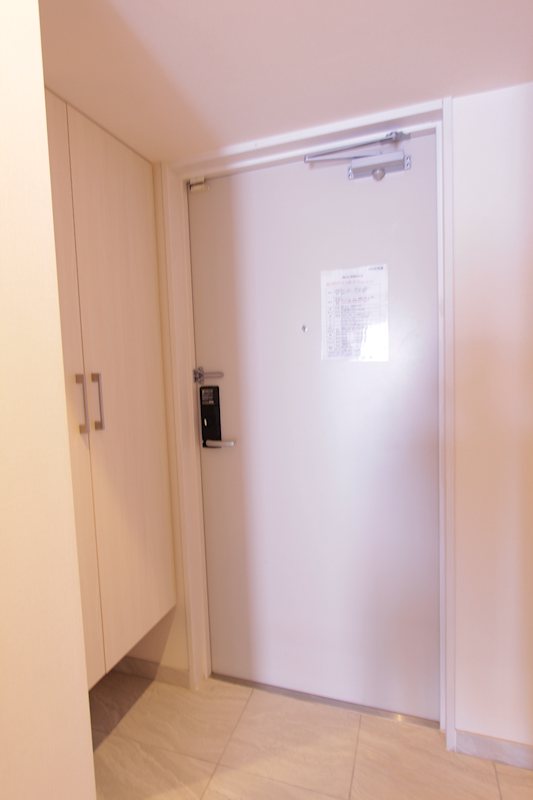 ロイジェントパークス千葉中央 玄関