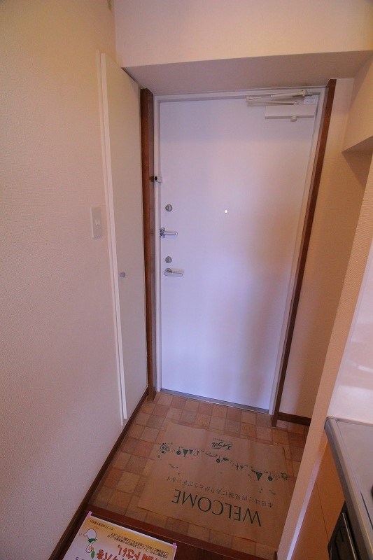 アクア新浦安 玄関