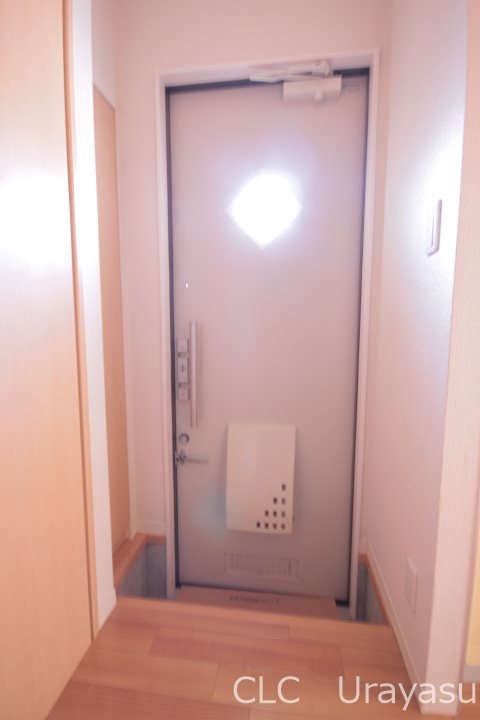 ＫＦ　ＭＡＩＨＡＭＡ 玄関