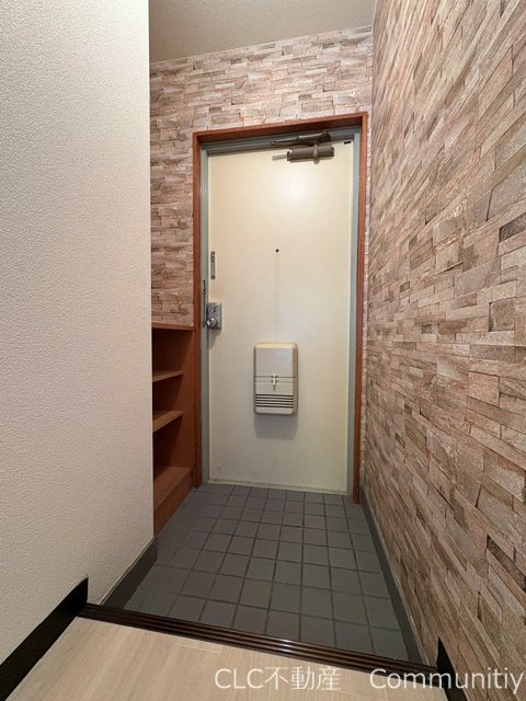 レジデンス岡崎 玄関