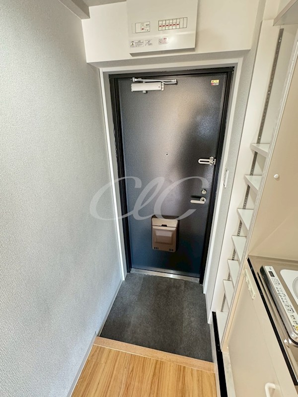 サンウィスタリア  玄関