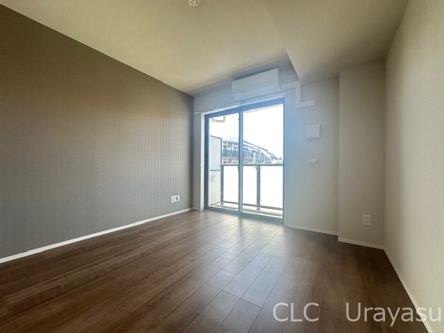 イーストサイドレジデンス リビング