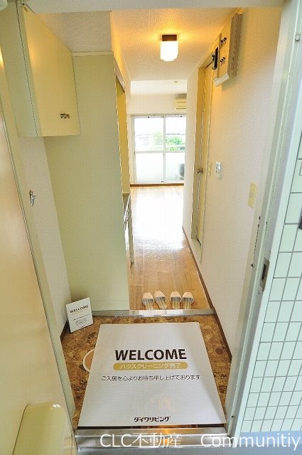 サンブライト１８ 玄関