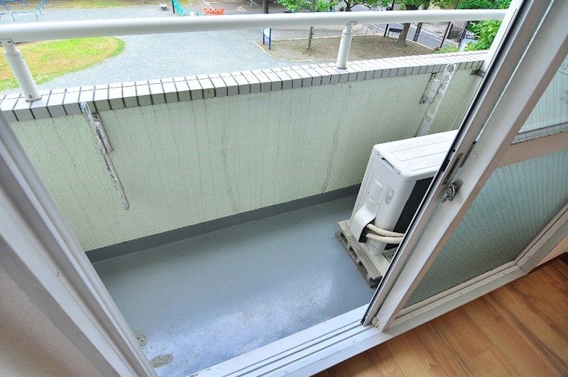 サンブライト１８ ベランダ