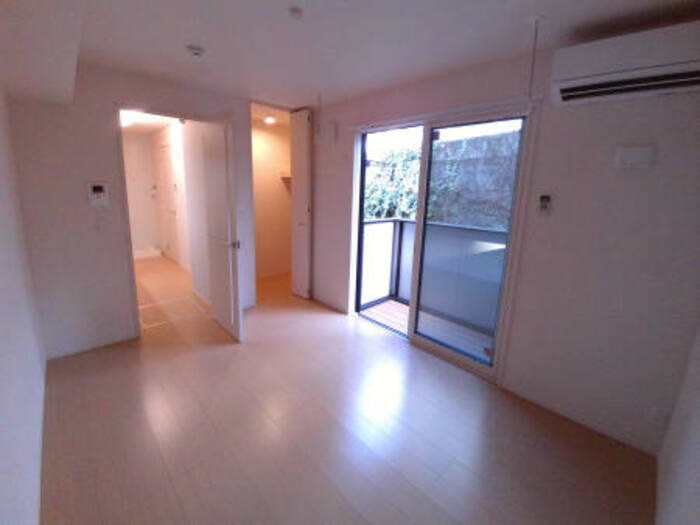 セピア コート リビング