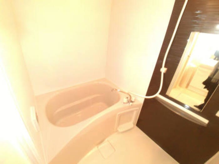 セピア コート 風呂画像