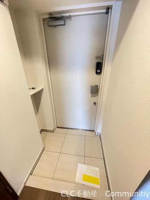 レフィールオーブ南行徳駅前 玄関