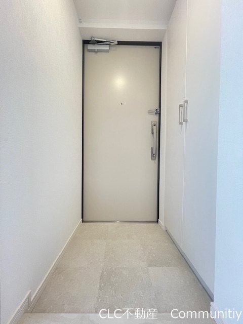 KDXレジデンス原木中山 玄関