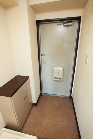 ヴェルドミール  玄関