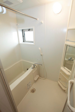 KOMUKAI　Residence 風呂画像