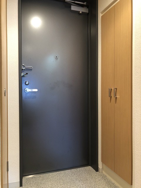 ラビバーレ阪東橋 玄関