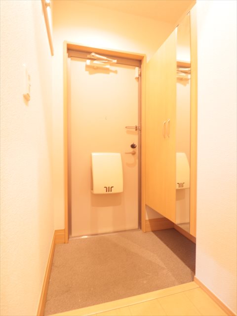 ルミエール(新井1) 玄関