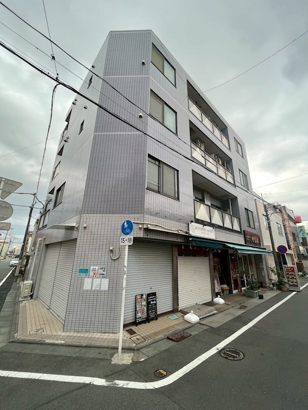 STビル 外観