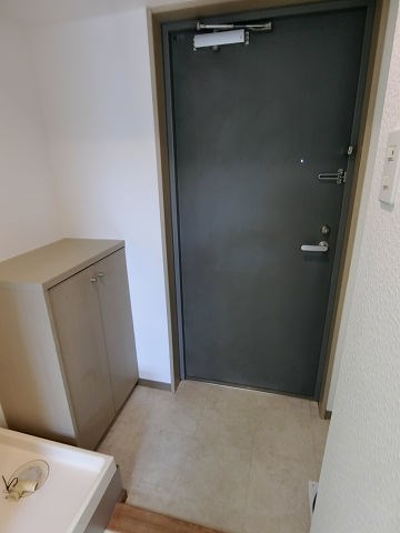 シャトレゲンジ 玄関