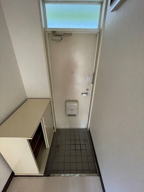 ドムス塩焼 玄関