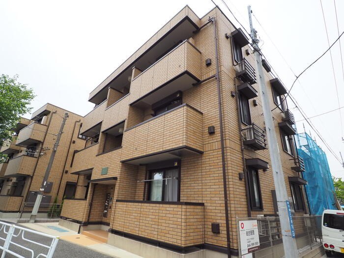 プレジール 外観