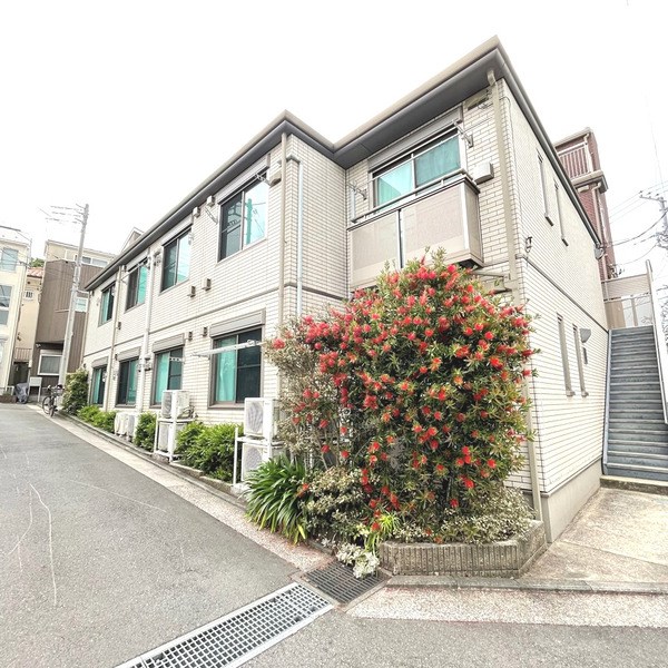 Ｅｓｔｒｅｌａ 105号室 外観