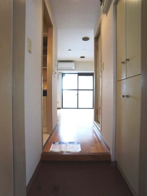 ライオンズプラザヨコハマ戸部 玄関
