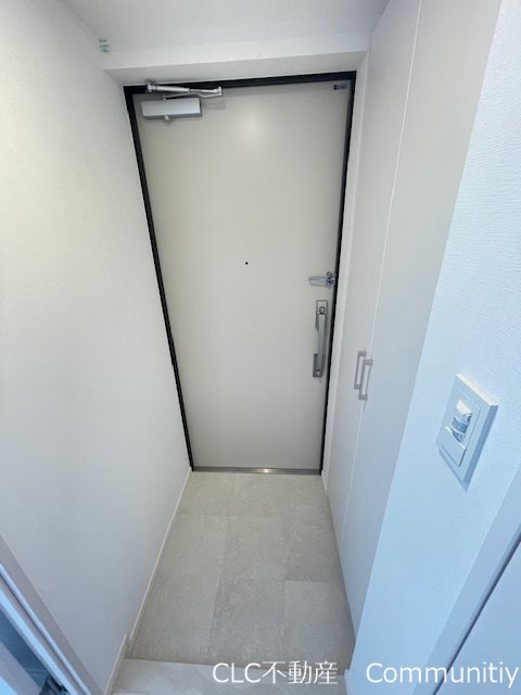 KDXレジデンス原木中山 玄関