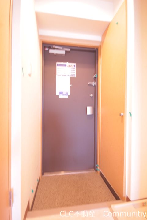 レジディア南行徳 玄関