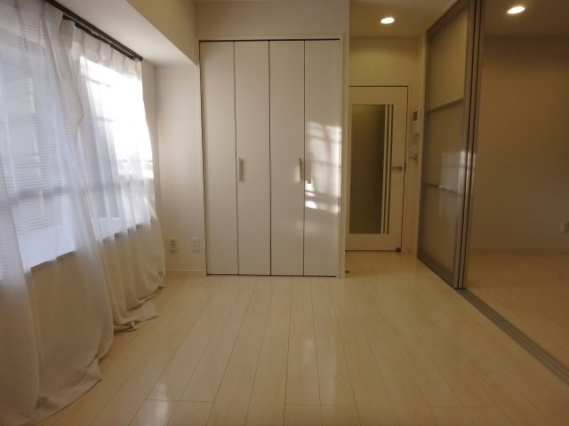 シティパレス横浜阪東橋 リビング