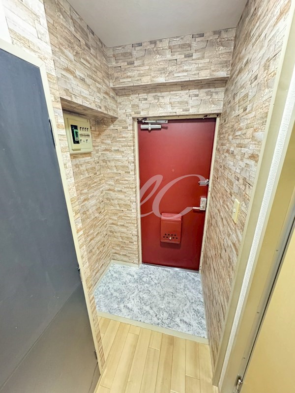 トップ川崎第３ 玄関