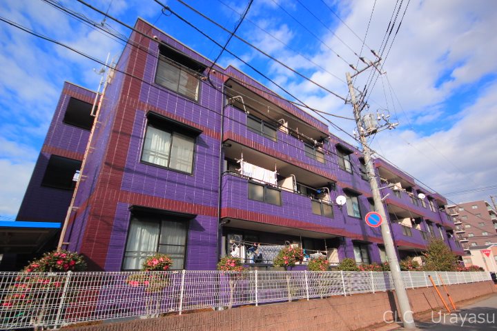 ファミール日の出Ｂ棟  外観写真