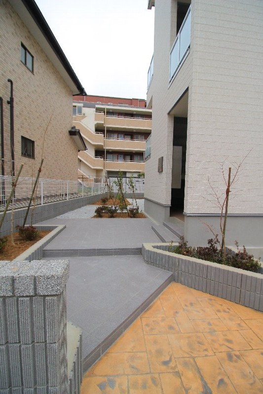 その他12
