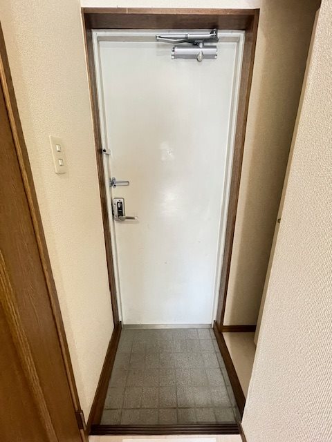 20ＢＯＸ壱番館 玄関