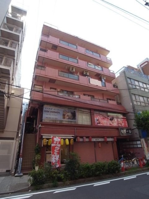 セザール第二伊勢佐木町 302号室 外観