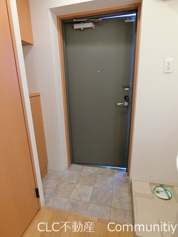 ラシィーヌ吹割 玄関