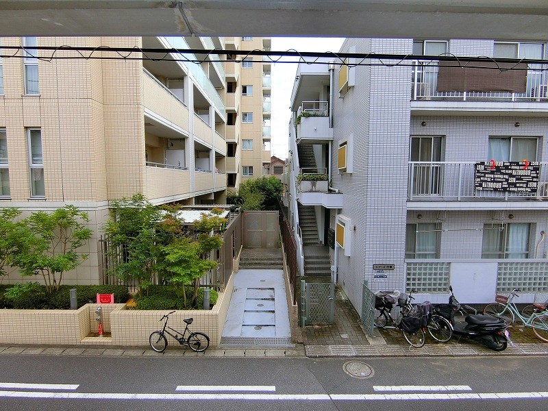 モア３ その他8