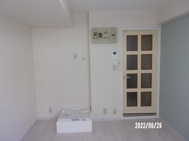 山下公園サンライトマンション弐号館 リビング