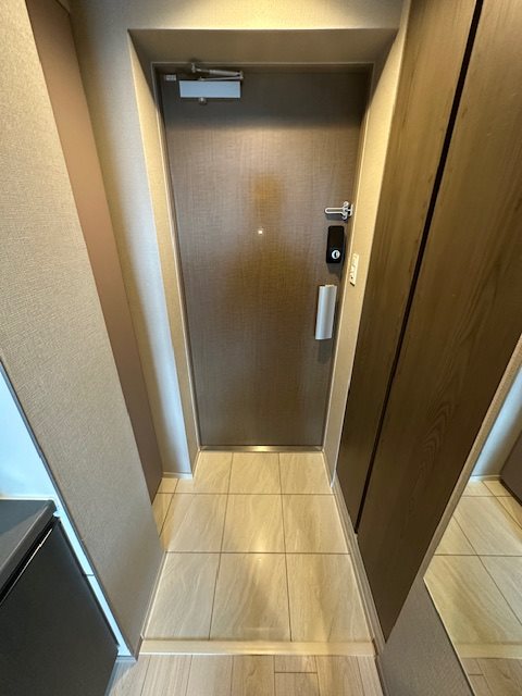ラクラス南行徳 玄関