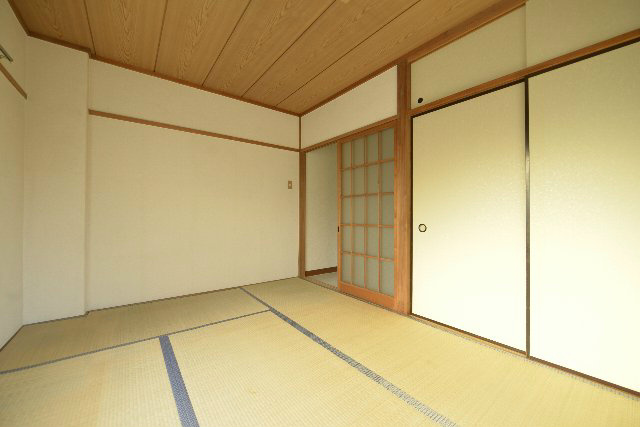 ベッドルーム