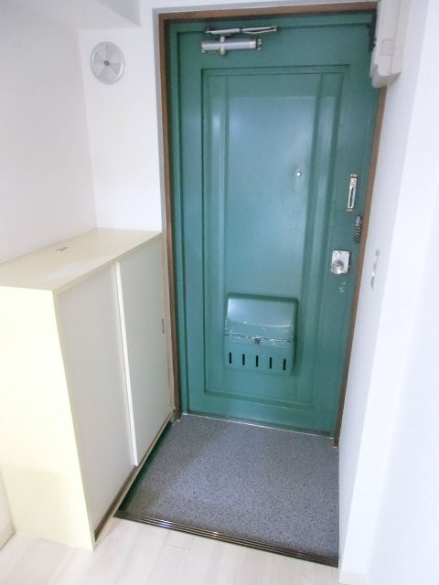 グリーンヒルズ 玄関