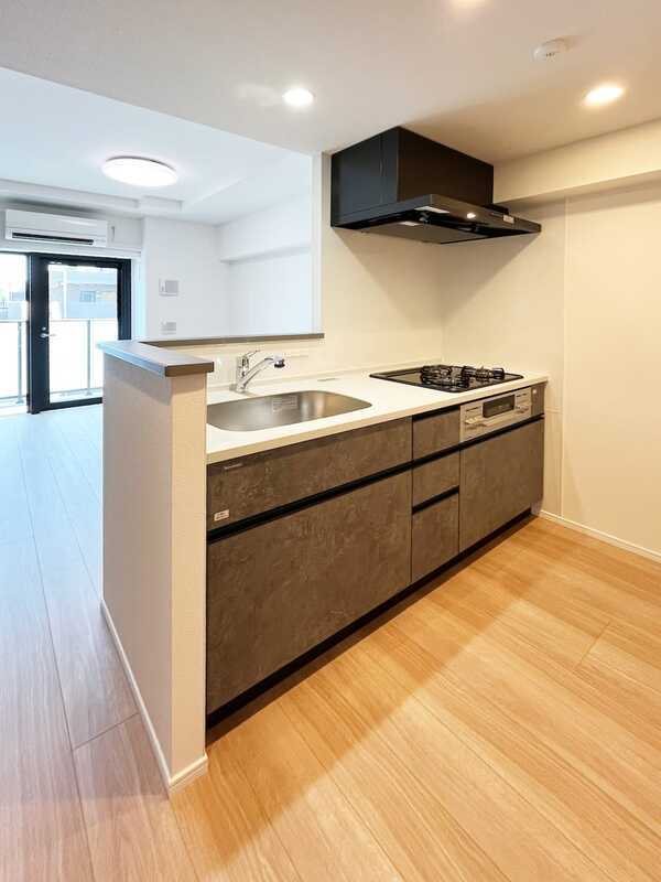 S-RESIDENCE原木中山azure キッチン