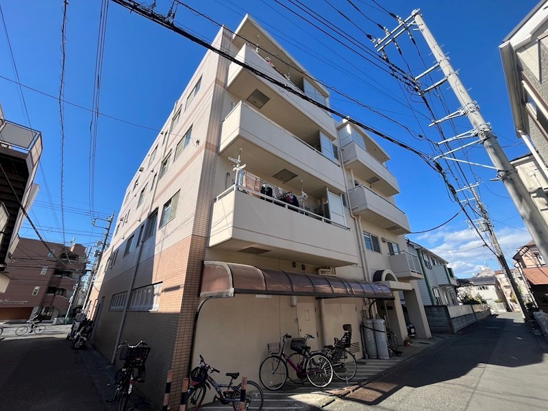エレクパレス・アベ  302号室 外観
