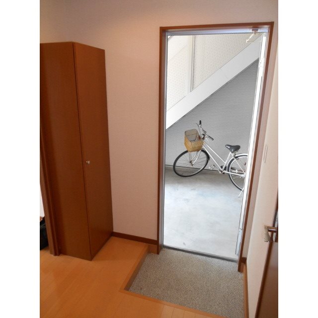 アムールＫＳ 玄関